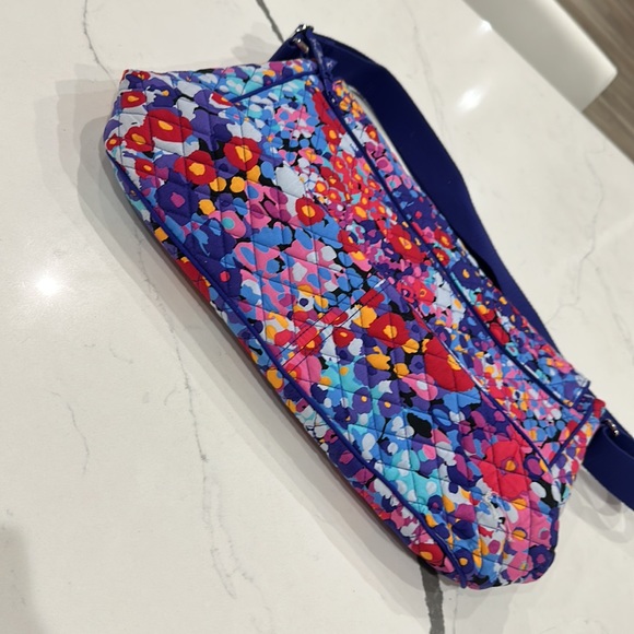 Vera Bradley Laptop Messenger Bag - Impressionista Pattern - Picture 4 of 16